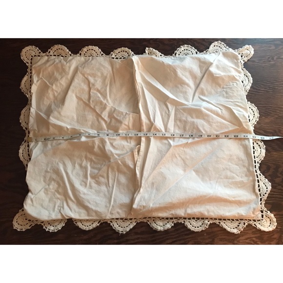 Vintage cream boho crochet pillowcase for bed - Picture 2 of 3